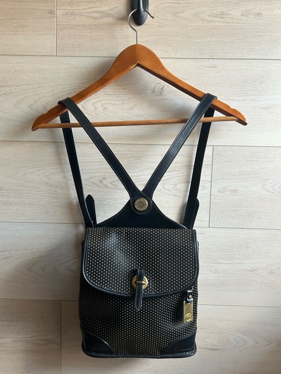 Dooney & Bourke Handbags - Vintage Dooney & Bourke Cabriolet Leather Backpack